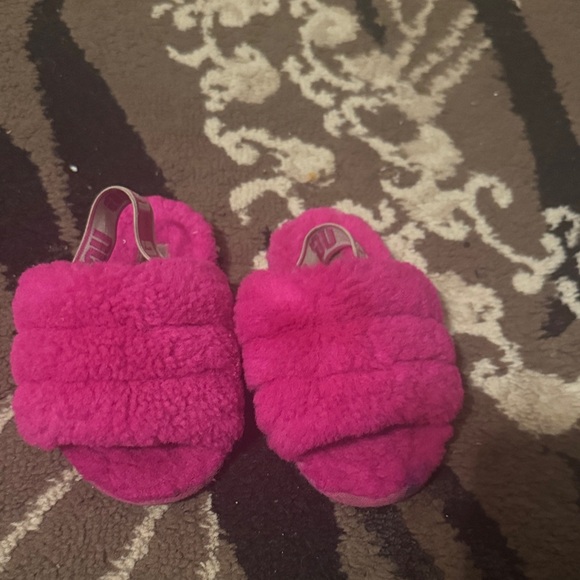 Ugg Pink Slippers - Picture 1 of 6